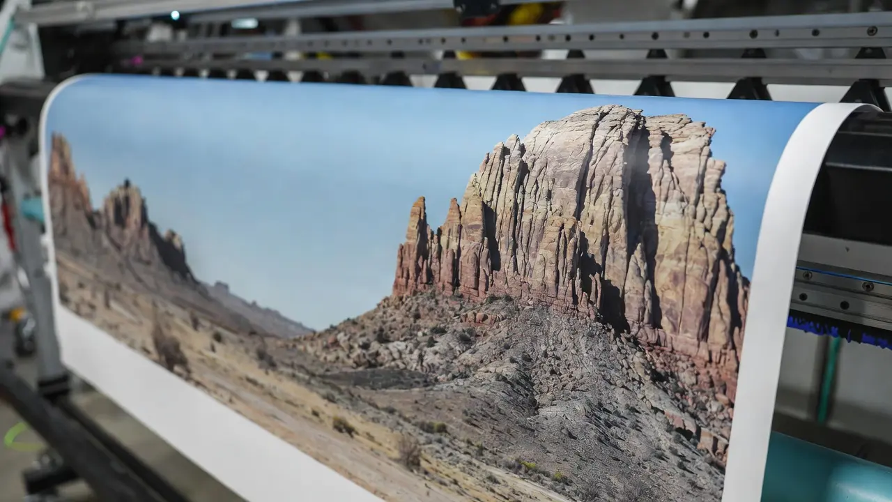 igh-quality southwestern wall art printable is being produced, showing the importance of resolution in desert wall art trends